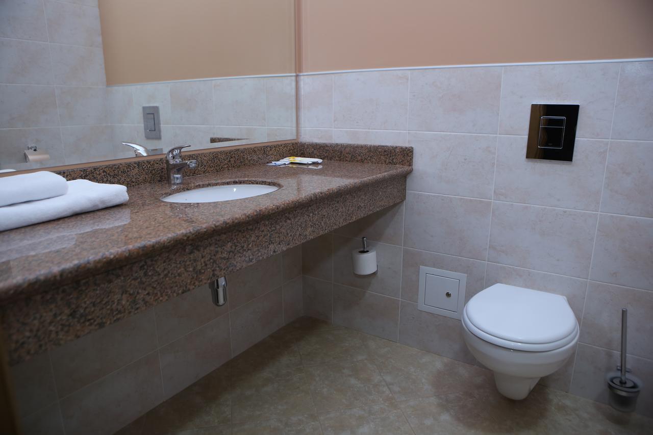 Hotel Aner Астана Экстерьер фото